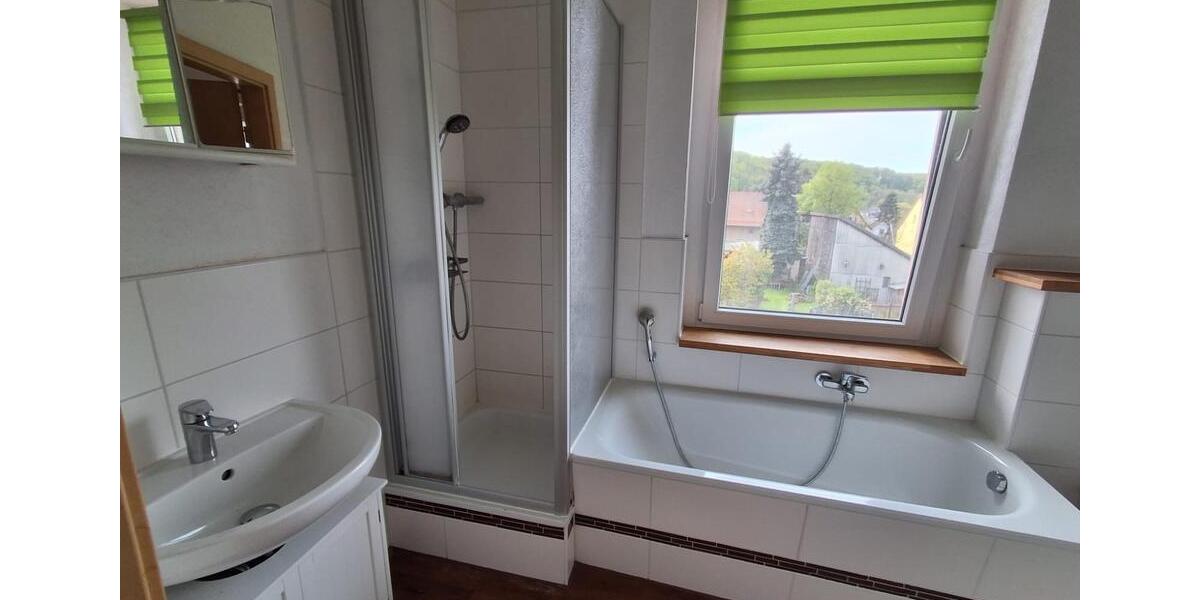 Etagenwohnung Harztor - 4 Zimmer, 96 m&sup2;, 600&euro; | Angebot:26550446