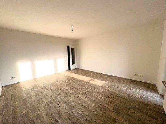 Etagenwohnung Brunsbüttel - 2 Zimmer, 60 m&sup2;, 517&euro; | Angebot:25660683