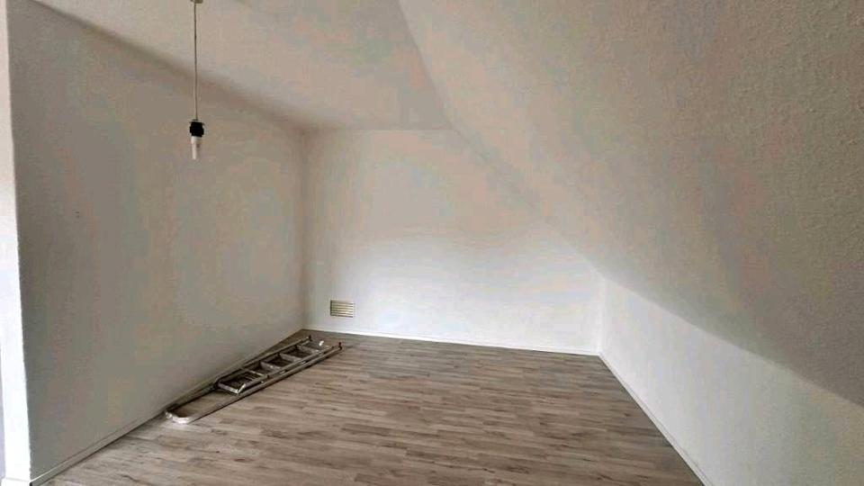 Einfamilienhaus Eppendorf - 4 Zimmer, 80 m&sup2;, 850&euro; | Angebot:26579954