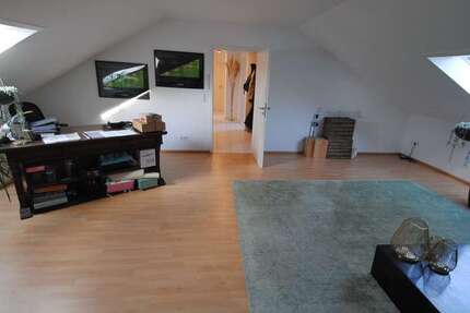 Wohnung Hanau Innenstadt - 2.5 Zimmer, 106 m&sup2;, 780&euro; | Angebot:26181862