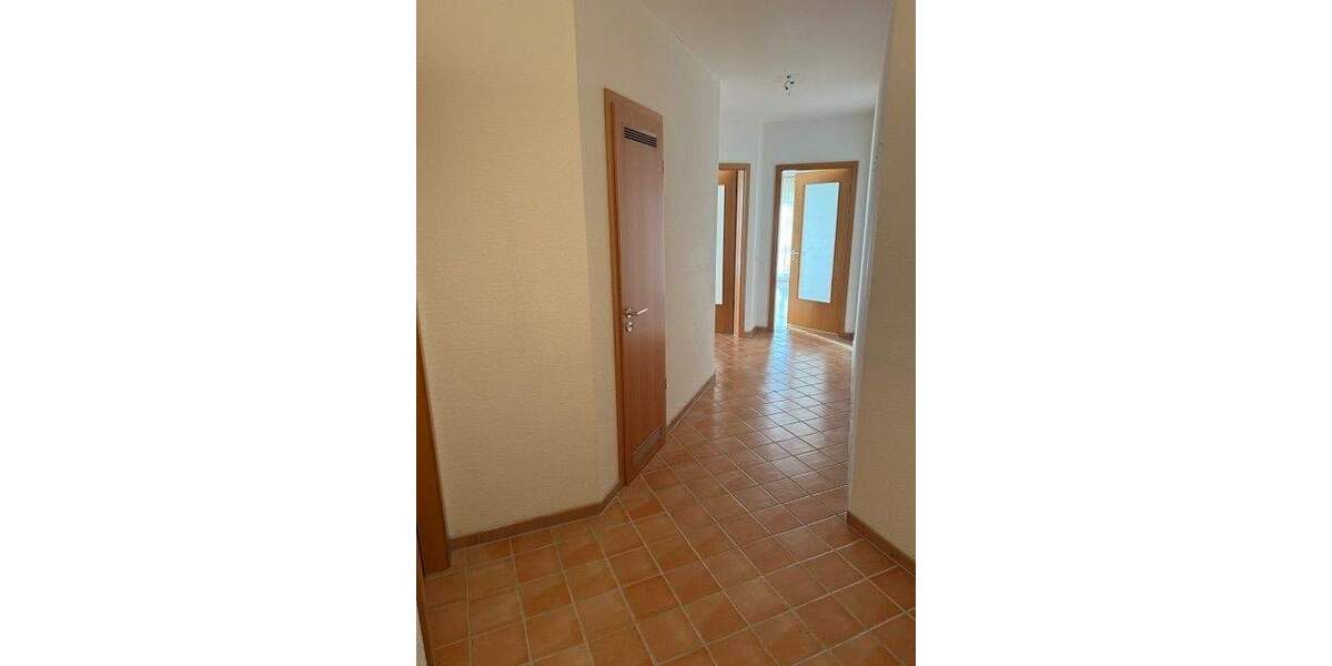 Etagenwohnung Stralsund Kniepervorstadt - 2 Zimmer, 81 m&sup2;, 950&euro; | Angebot:24633530