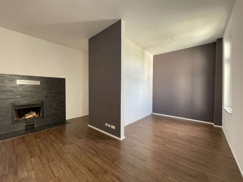 Wohntraum! Große 3 Zimmerwohnung mit riesiger Dachterrasse, Kamin + Einbauküche! 3 zimmer