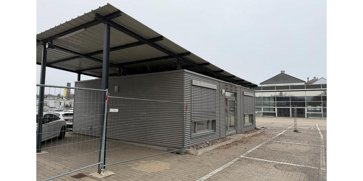 Gewerbeimmobilie Büro Laden Office In Bestlage zimmer