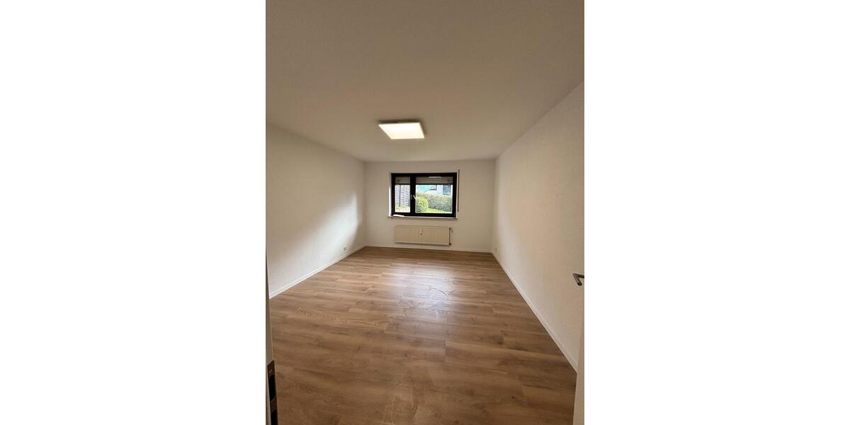 Erdgeschoßwohnung Saarlouis - 2 Zimmer, 55 m&sup2;, 600&euro; | Angebot:26614997