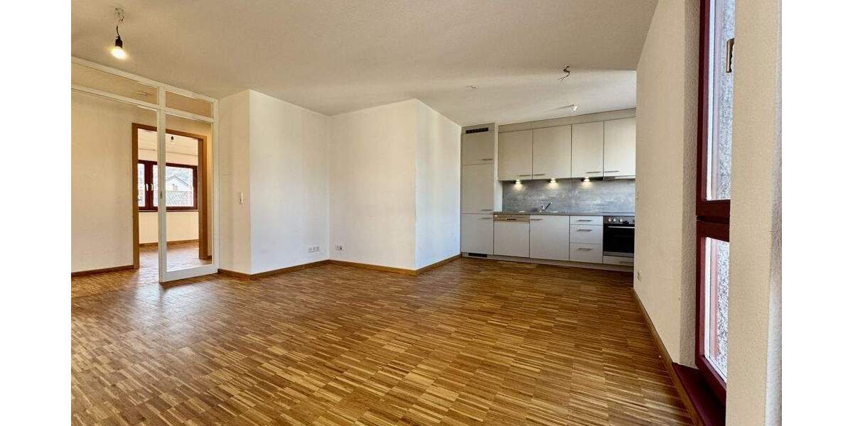Etagenwohnung Heppenheim - 2 Zimmer, 65 m&sup2;, 850&euro; | Angebot:24636897