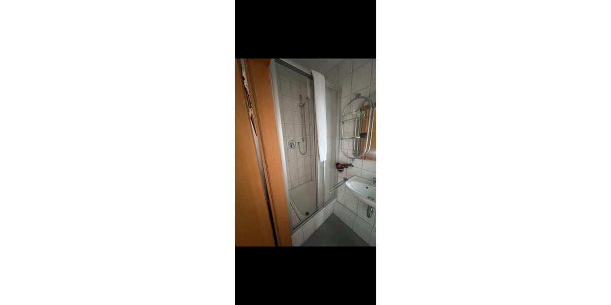 Erdgeschoßwohnung Dettingen unter Teck - 1 Zimmer, 27 m&sup2;, 450&euro; | Angebot:24785916