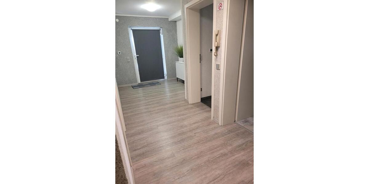 Wohnen auf Zeit Sinsheim - 2 Zimmer, 70 m&sup2;, 80&euro; | Angebot:26036700