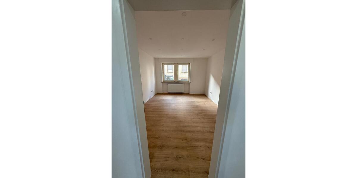 Etagenwohnung Neunkirchen - 3 Zimmer, 60 m&sup2;, 700&euro; | Angebot:26138396
