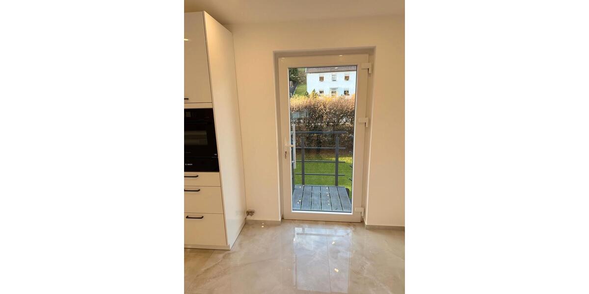 Etagenwohnung Netphen - 3 Zimmer, 120 m&sup2;, 1.400&euro; | Angebot:26339138