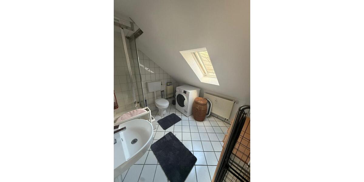 Dachgeschoßwohnung Lennestadt - 2 Zimmer, 60 m&sup2;, 450&euro; | Angebot:26271001