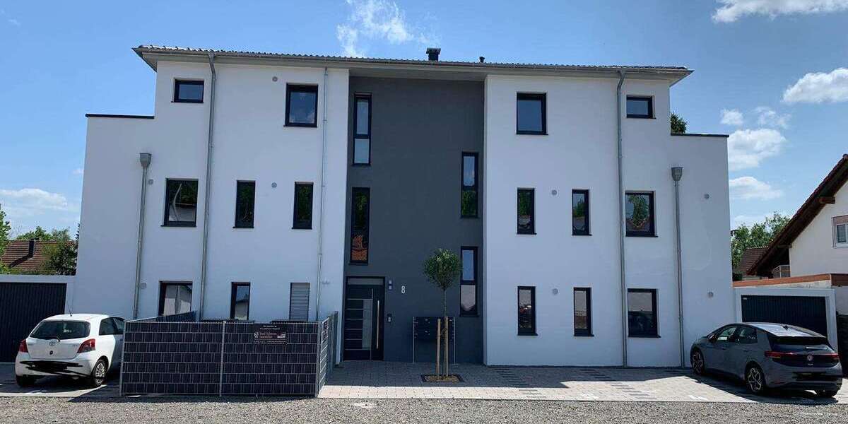 Etagenwohnung Homburg - 4 Zimmer, 160 m&sup2;, 2.150&euro; | Angebot:27034668