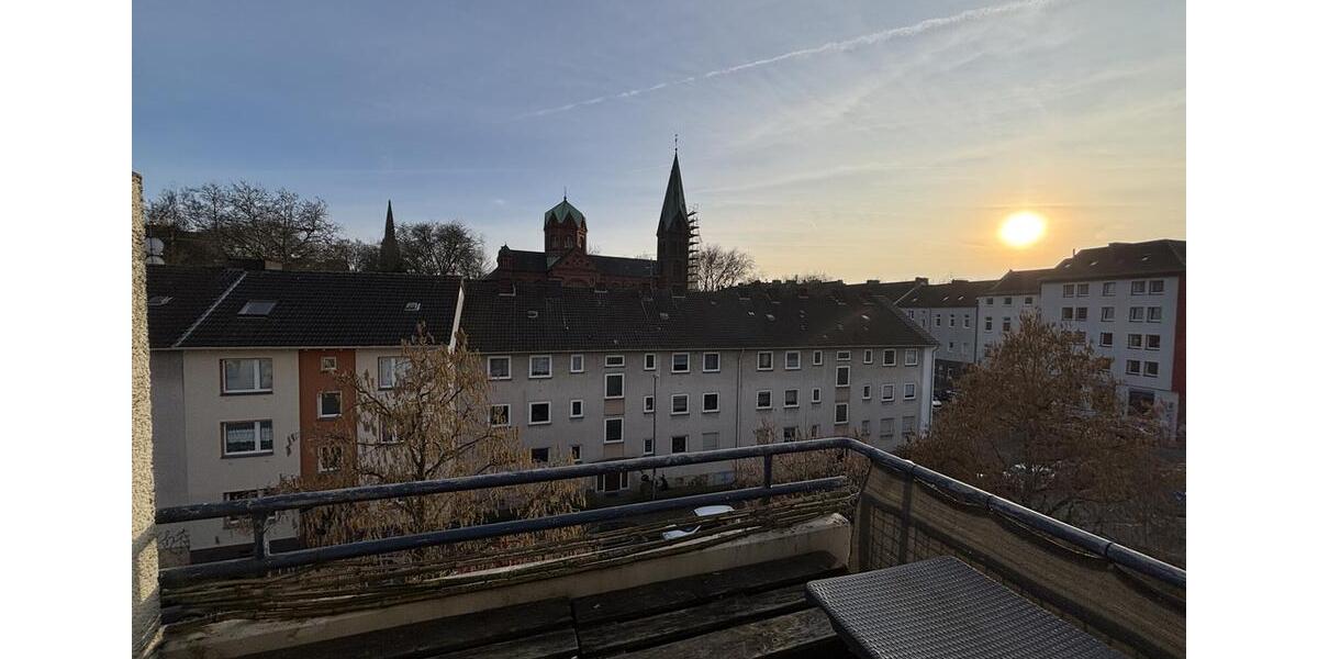 Dachgeschoßwohnung Bochum - 2.5 Zimmer, 65 m&sup2;, 371&euro; | Angebot:25175742