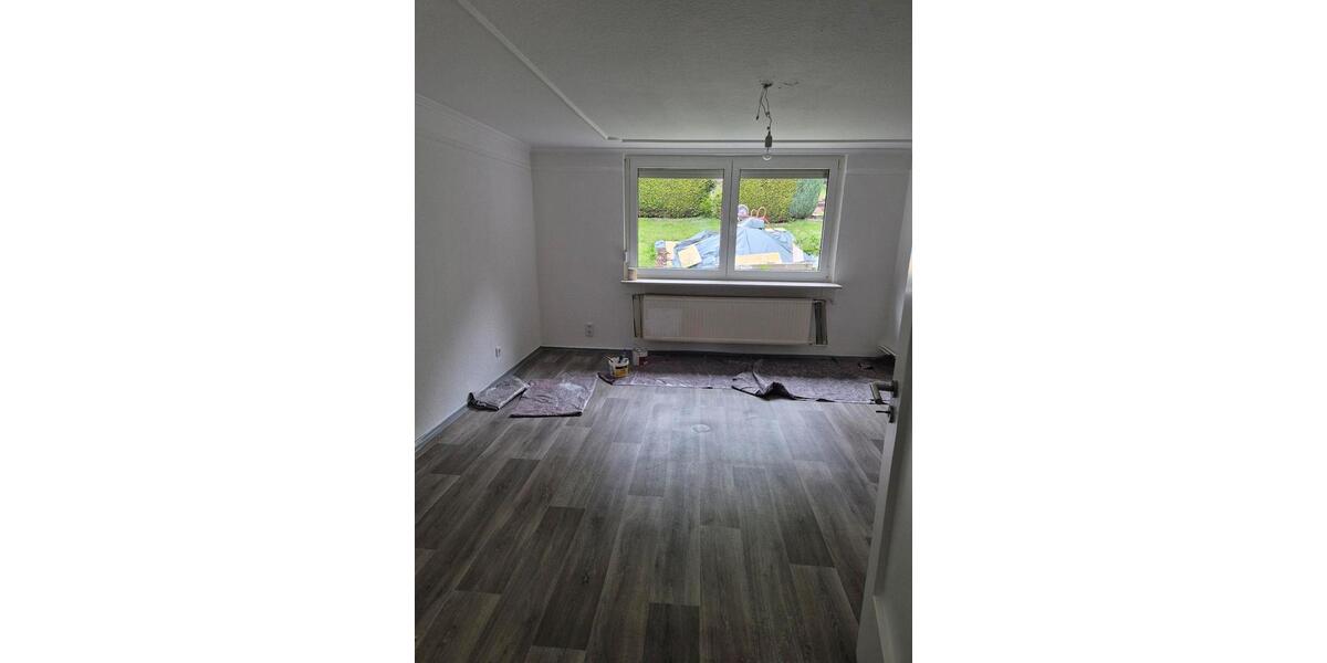 Etagenwohnung Wuppertal Cronenberg - 2.5 Zimmer, 65 m&sup2;, 420&euro; | Angebot:26635687