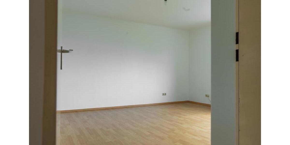 Etagenwohnung Bad Hersfeld - 4 Zimmer, 102 m&sup2;, 1.200&euro; | Angebot:26684227
