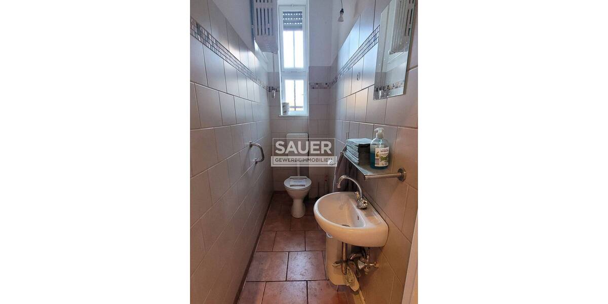 Gewerbeobjekt Berlin Reinickendorf - 3 Zimmer, 102 m&sup2;, 2.200&euro; | Angebot:26187657