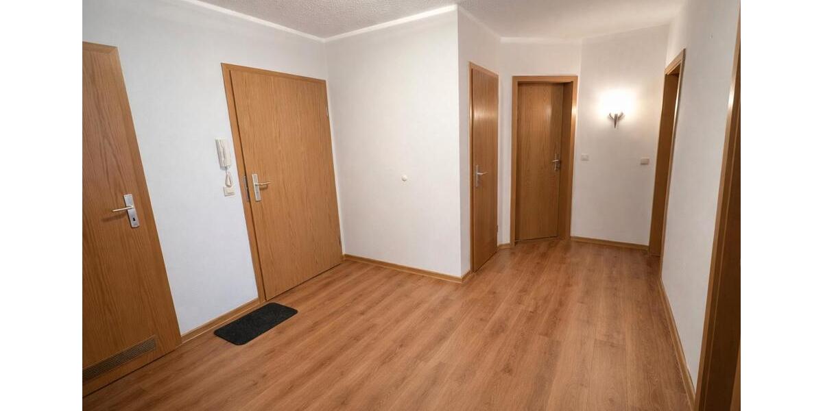 Erdgeschoßwohnung Krumbach (Schwaben) - 3 Zimmer, 96 m&sup2;, 999&euro; | Angebot:26609489