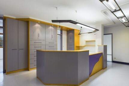 Gewerbeobjekt Nittendorf - 9 Zimmer, 169 m&sup2;, 1.495&euro; | Angebot:24750146