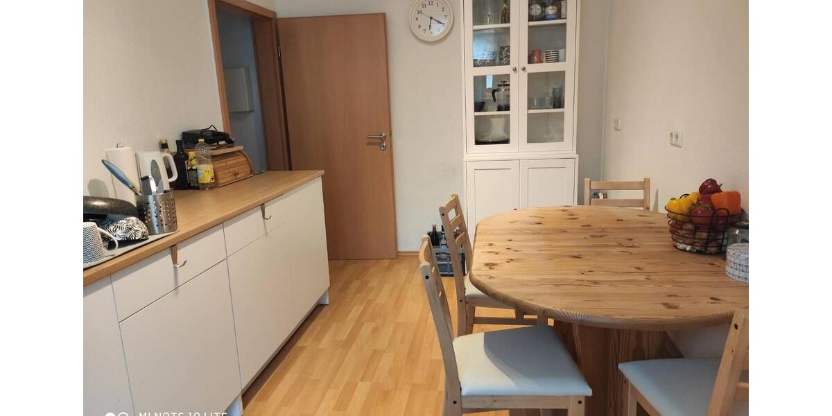 Etagenwohnung Eisenach - 1 Zimmer, 60 m&sup2;, 400&euro; | Angebot:25806476