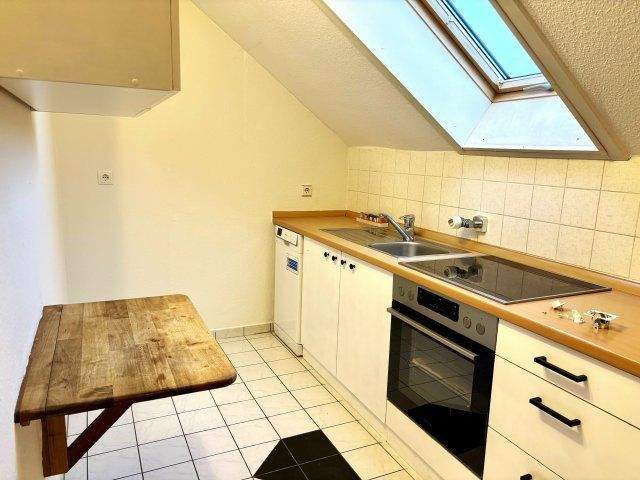 Gemütliche Dachgeschosswohnung in ruhiger Wohnlage 2 zimmer