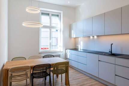 Wohnung Augsburg Innenstadt - 1 Zimmer, 16 m&sup2;, 400&euro; | Angebot:27018566