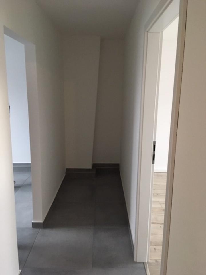 Attraktive, großzügige 3-Zimmer-Dachgeschosswohnung mit EBK zimmer