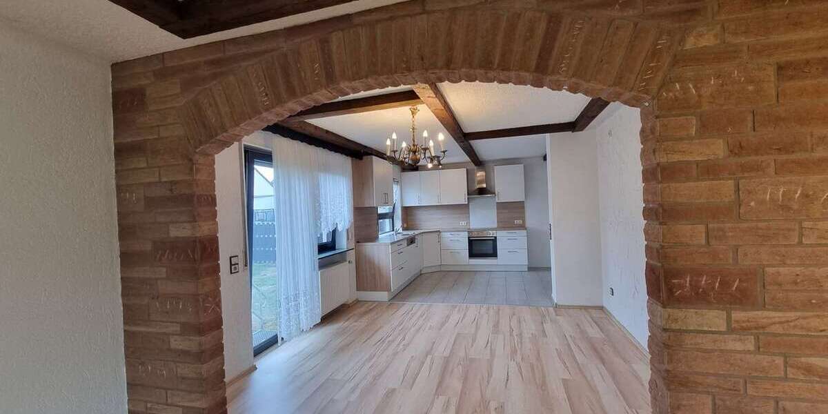 Wohnung zum Mieten in Hütschenhausen 1.480 € 140 m² 5 zimmer