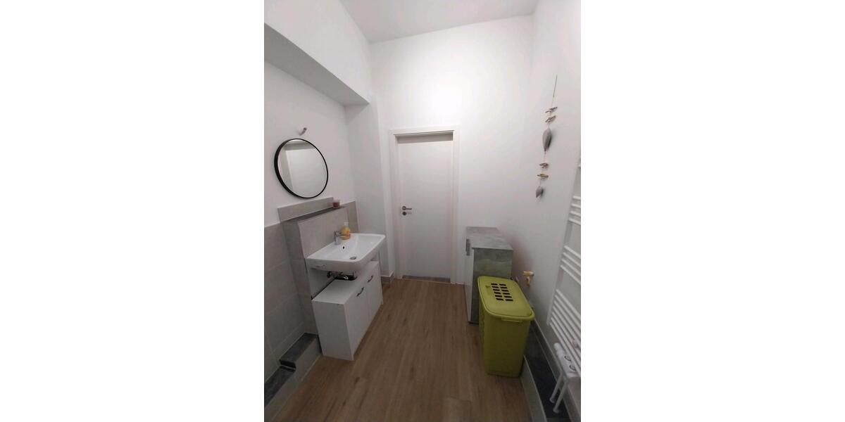 Schöne Möbelierte 1 Raumwohnung 1 zimmer