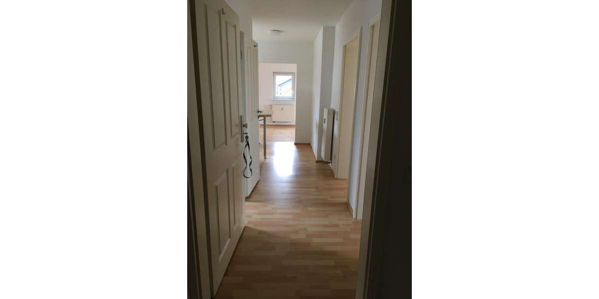 Etagenwohnung Simmern - 3 Zimmer, 62 m&sup2;, 613&euro; | Angebot:27032845