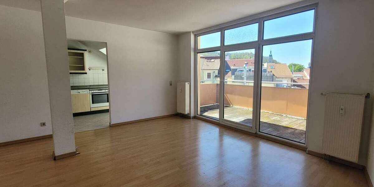 Etagenwohnung Eisenach - 3 Zimmer, 79 m&sup2;, 635&euro; | Angebot:26296296