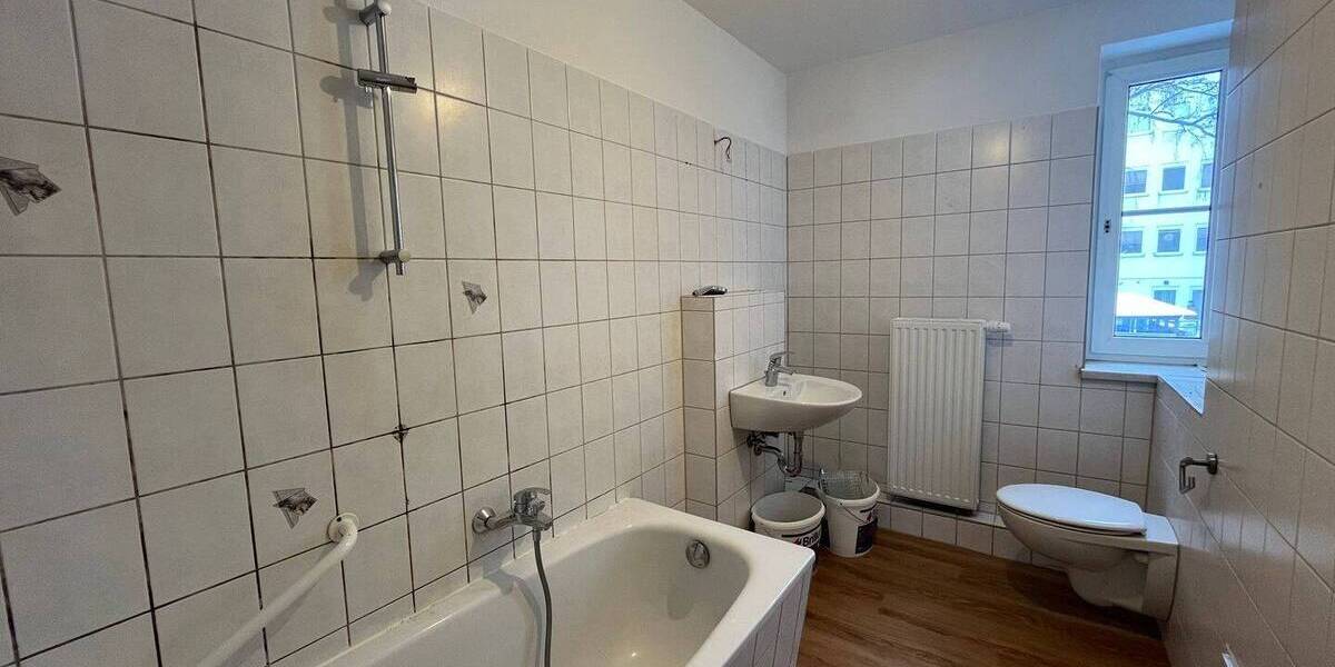 Etagenwohnung Chemnitz Zentrum - 3 Zimmer, 75 m&sup2;, 425&euro; | Angebot:26205414