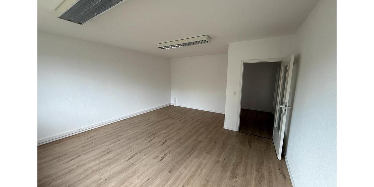 Gewerbeobjekt Neubrandenburg Datzeberg - 5&euro; | Angebot:22972908