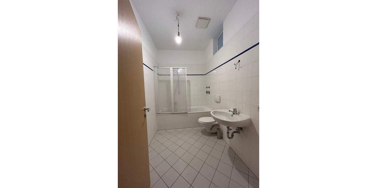 Etagenwohnung Chemnitz Altchemnitz - 3 Zimmer, 76 m&sup2;, 385&euro; | Angebot:26486445