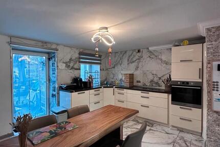 Großes Einfamilienhaus 2 Terrassen 9 zimmer