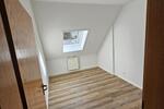 Dachgeschoßwohnung Zwenkau - 3 Zimmer, 72 m&sup2;, 690&euro; | Angebot:26493541