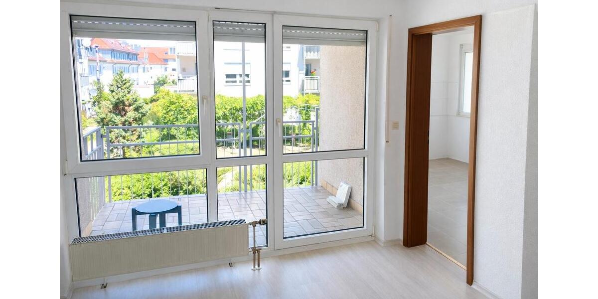 Etagenwohnung Rastatt - 3.5 Zimmer, 90 m&sup2;, 1.000&euro; | Angebot:26253154