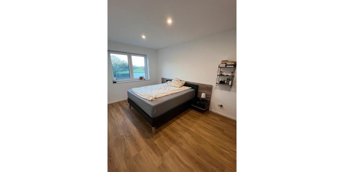 Neuwertige möblierte EG Neubauwohnung auf Zeit! - Feldrand Lage 3 zimmer