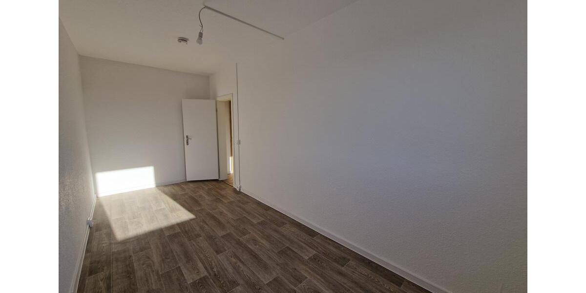 Dachgeschoßwohnung Zerbst (Anhalt) - 2 Zimmer, 50 m&sup2;, 255&euro; | Angebot:26264135