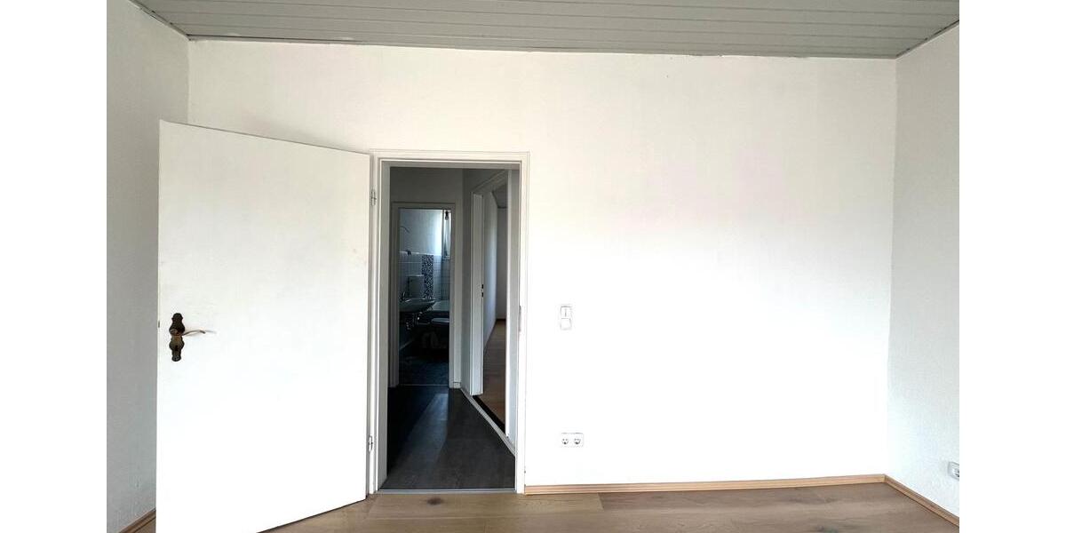 Etagenwohnung Pforzheim Brötzingen - 3.5 Zimmer, 89 m&sup2;, 920&euro; | Angebot:26563727