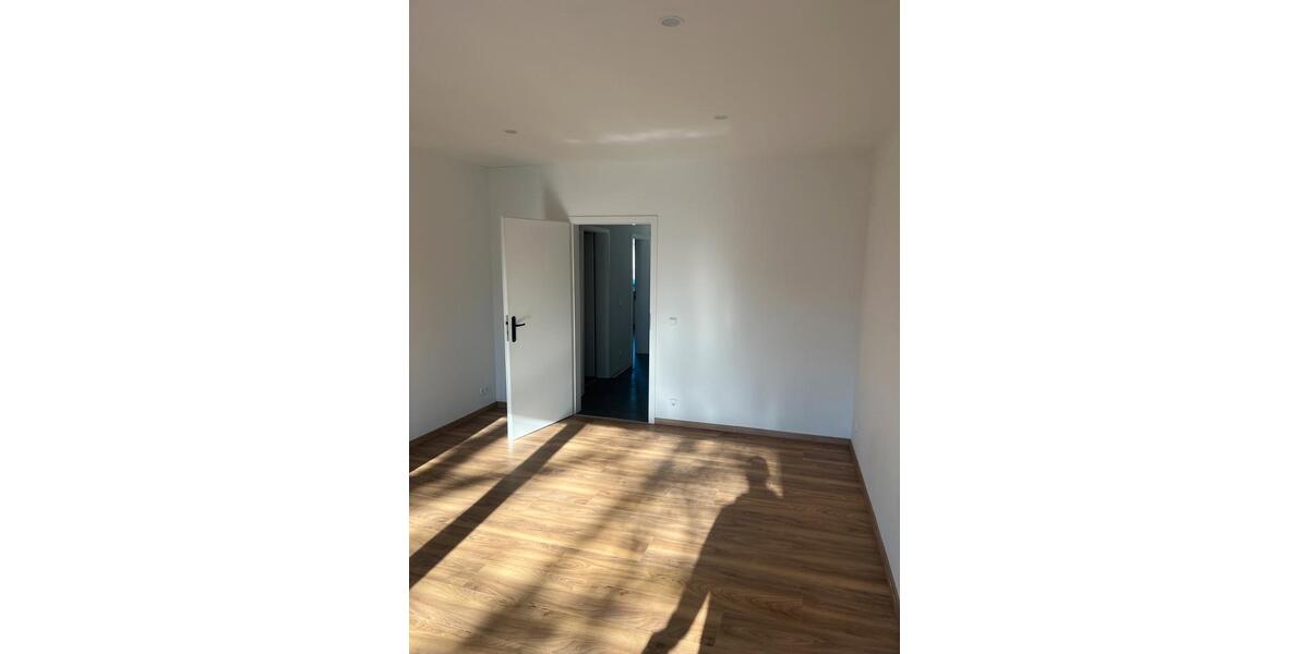 Erdgeschoßwohnung Neuhaus (Oste) - 3.5 Zimmer, 100 m&sup2;, 850&euro; | Angebot:25782492