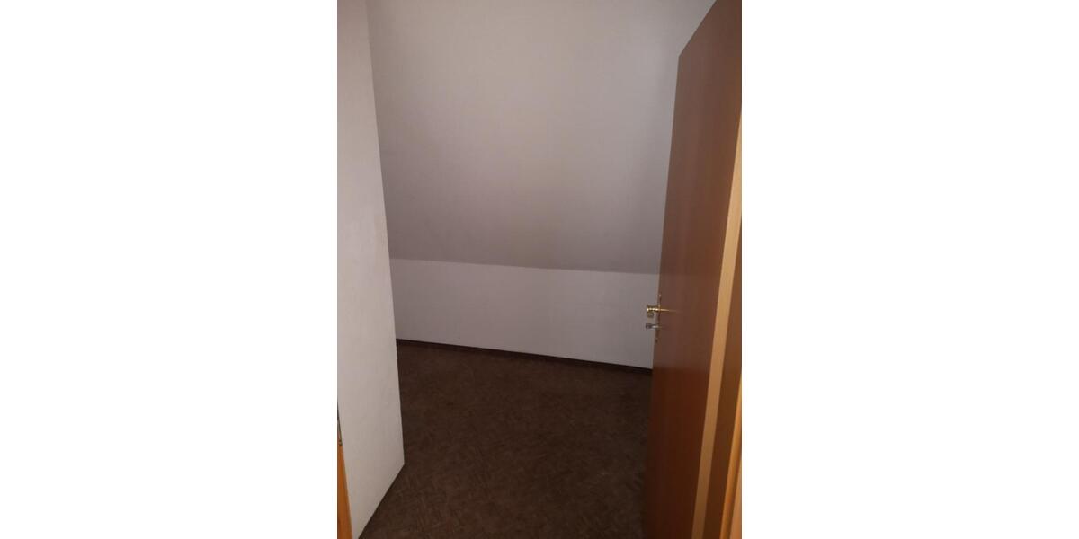 Maisonettenwohnung Querfurt - 3 Zimmer, 82 m&sup2;, 550&euro; | Angebot:22353747