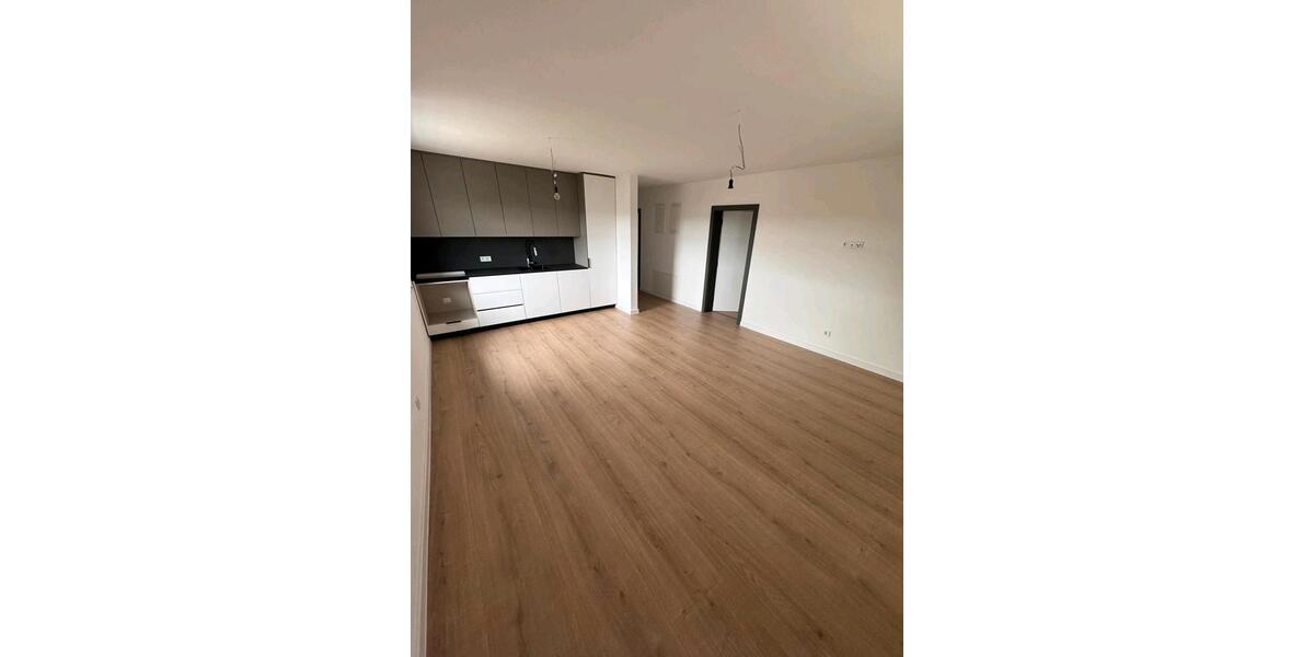 Erdgeschoßwohnung Mühlacker - 3 Zimmer, 70 m&sup2;, 1.380&euro; | Angebot:24535008