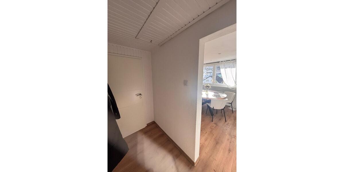 Etagenwohnung Bad Schwalbach - 3 Zimmer, 80 m&sup2;, 1.000&euro; | Angebot:24838365