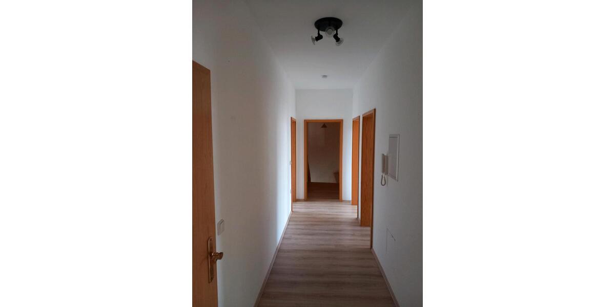 Maisonettenwohnung Werdau - 5 Zimmer, 142 m&sup2;, 1.199&euro; | Angebot:26426380