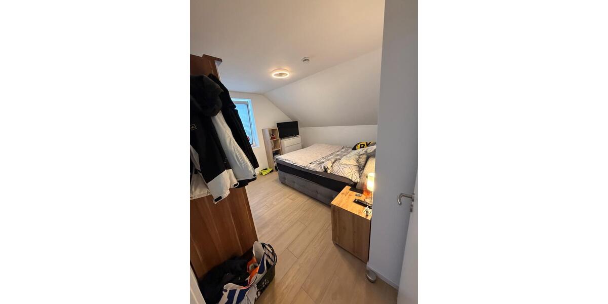 Dachgeschoßwohnung Großefehn - 3 Zimmer, 85 m&sup2;, 750&euro; | Angebot:26041146