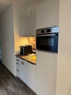 Modernes Büro in einem neuwertigen Firmengebäude, in Borkheide, bei Berlin, zu vermieten zimmer