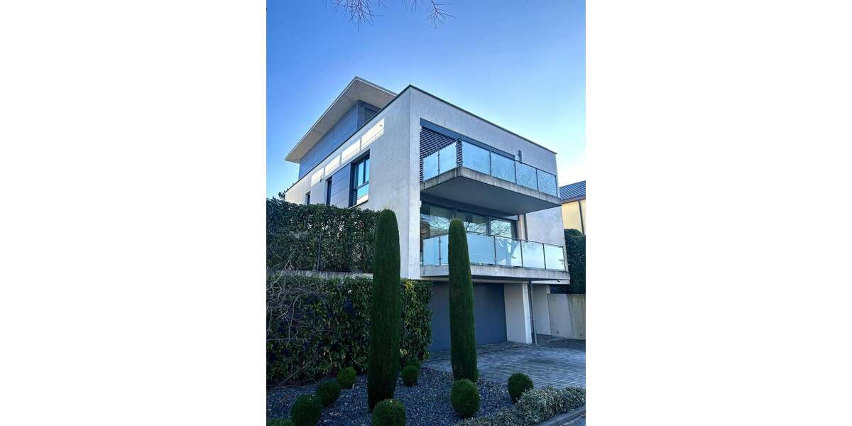 Etagenwohnung Weinheim - 3.5 Zimmer, 131 m&sup2;, 1.900&euro; | Angebot:25273637