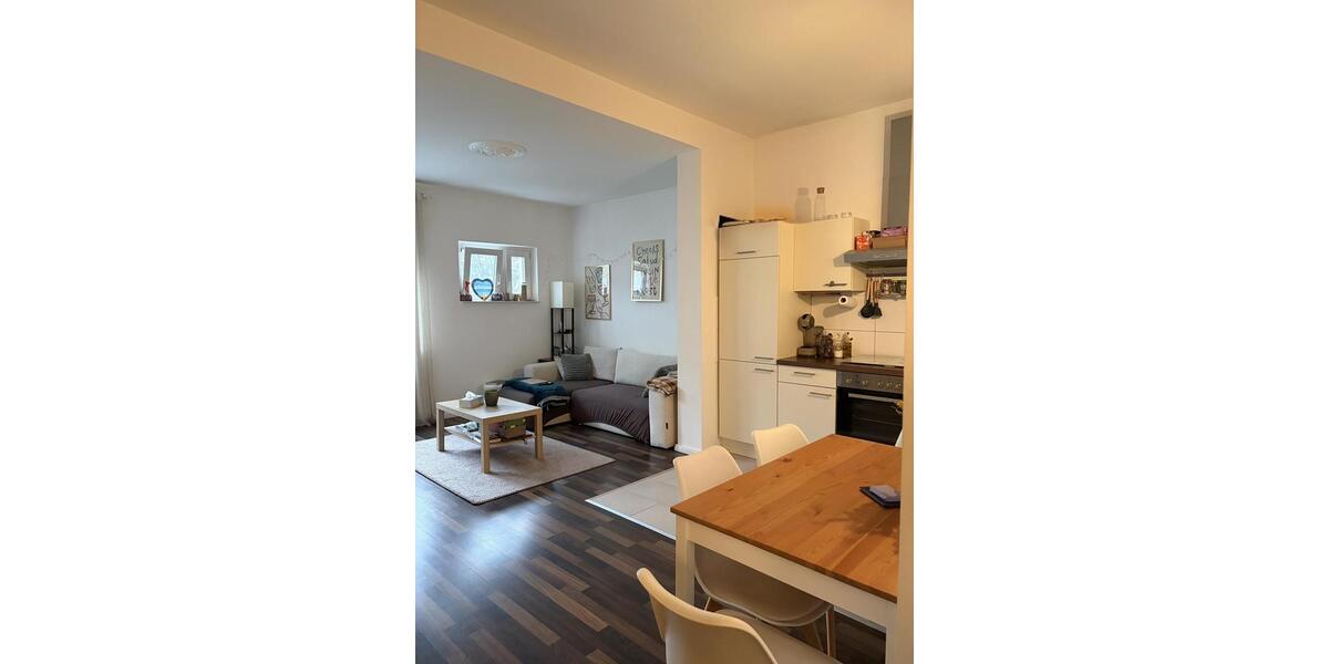 Etagenwohnung Bremen - 2 Zimmer, 60 m&sup2;, 650&euro; | Angebot:26089132