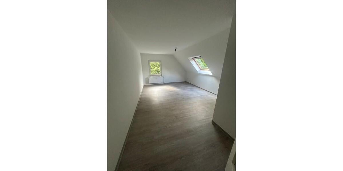 Dachgeschoßwohnung Dortmund Mengede - 2 Zimmer, 61 m&sup2;, 520&euro; | Angebot:24831260