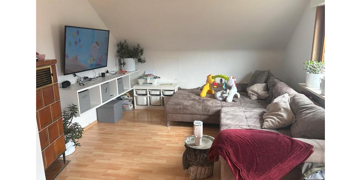 Dachgeschoßwohnung Calw - 3 Zimmer, 80 m&sup2;, 731&euro; | Angebot:26048758