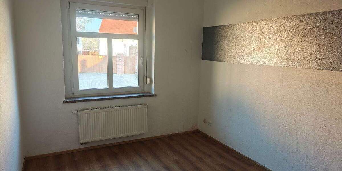 Etagenwohnung Regis-Breitingen Breitingen - 4 Zimmer, 88 m&sup2;, 528&euro; | Angebot:25927401